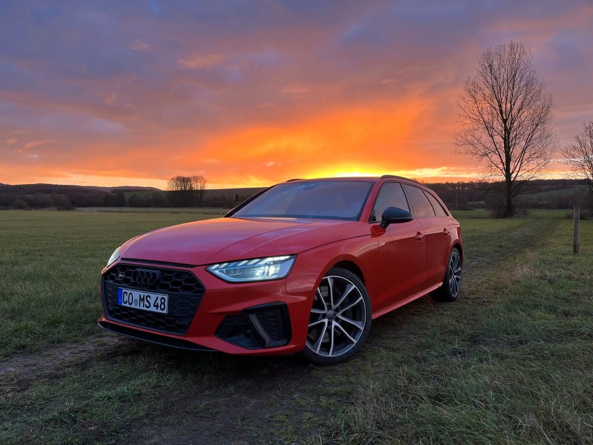 Audi S4 Avant 3.0 TDI quattro Tiptr. AHK PANO HEAD