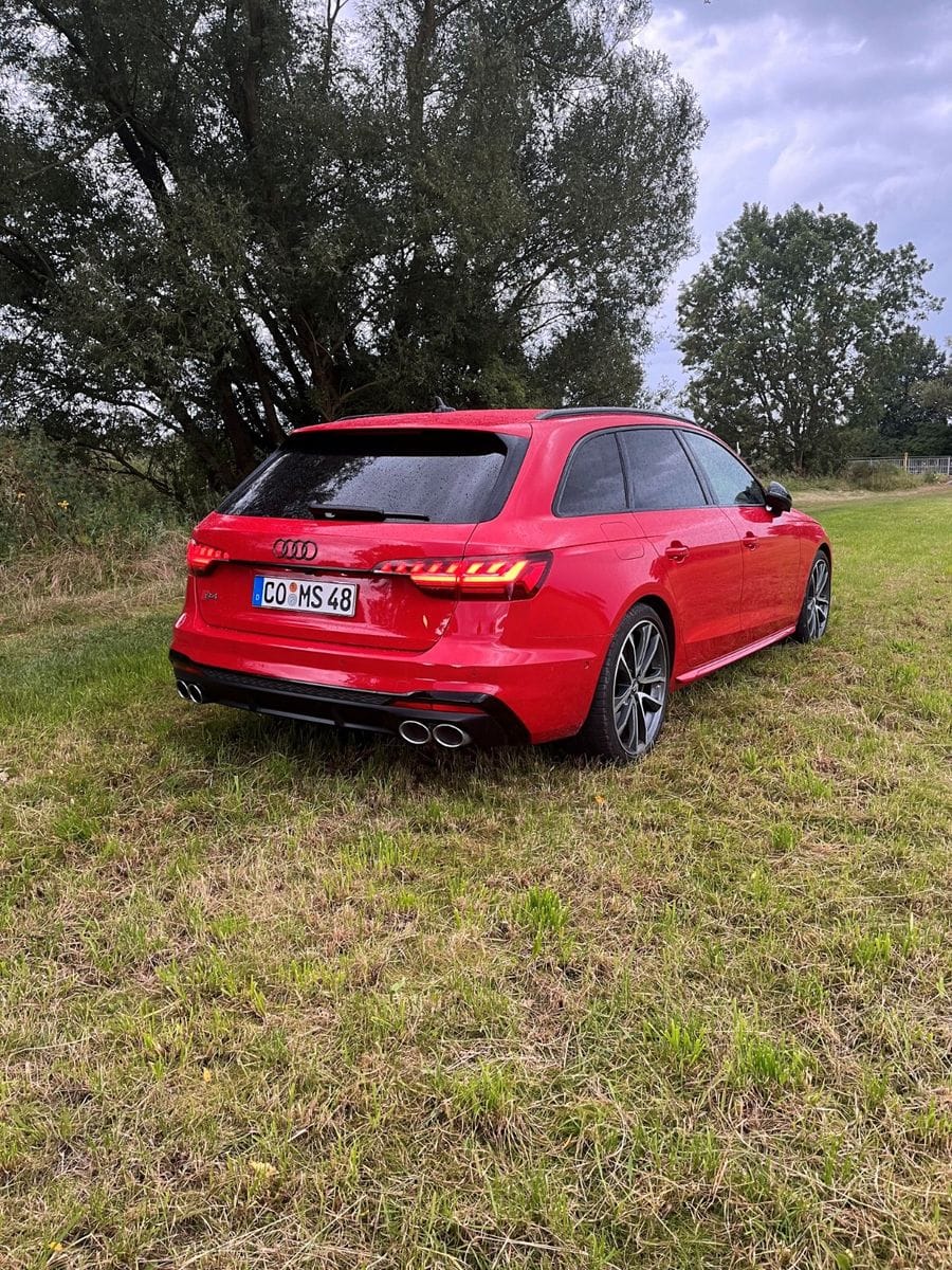 Audi S4 Avant 3.0 TDI quattro Tiptr. AHK PANO HEAD foto 6