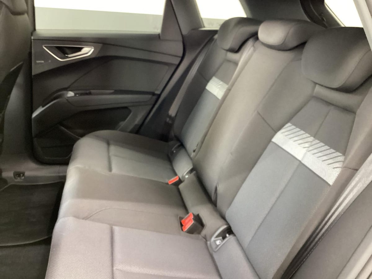 Audi Q4 e-tron S line 35 Sonos RFK ACC Wärmepumpe SHZ foto 11