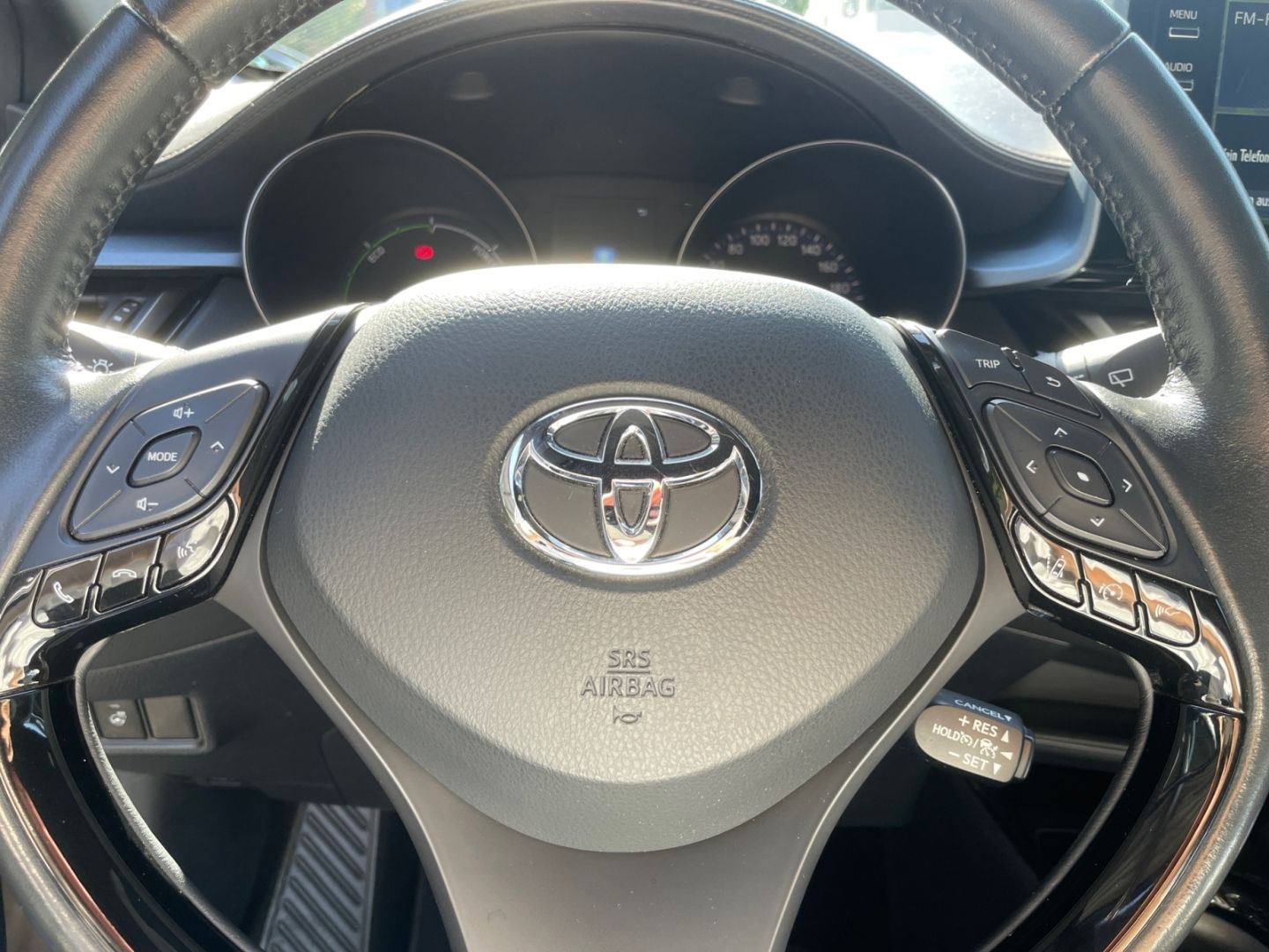 Toyota C-HR 1.8 Hybrid Team D *LED*ACC*CAM*Navi*SHZ*PDC foto 13