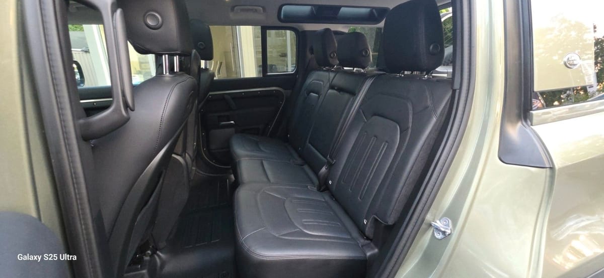 Land Rover Defender 110 3.0d I6mhev X-Dynamic SE  6-Sitzer foto 21