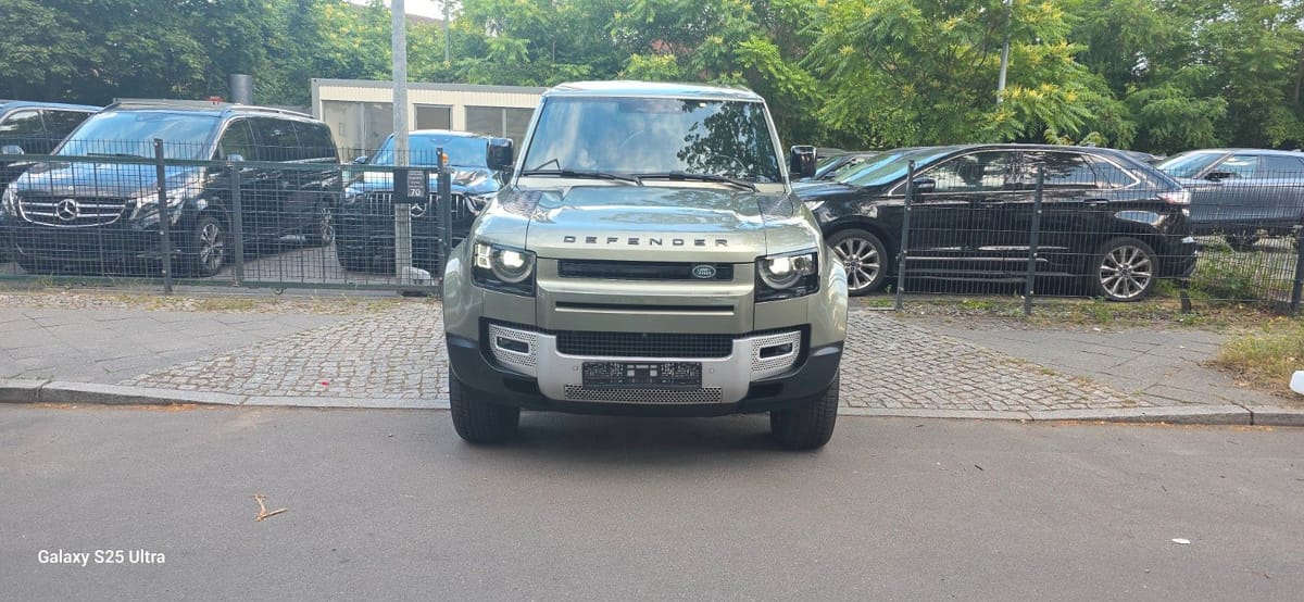 Land Rover Defender 110 3.0d I6mhev X-Dynamic SE  6-Sitzer foto 8