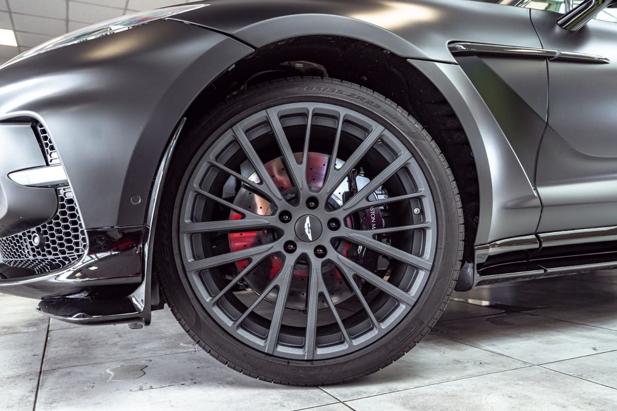 Aston Martin DBX 707*Satinblack*Carbon Ext&Int*ASTON WARRENTY foto 12