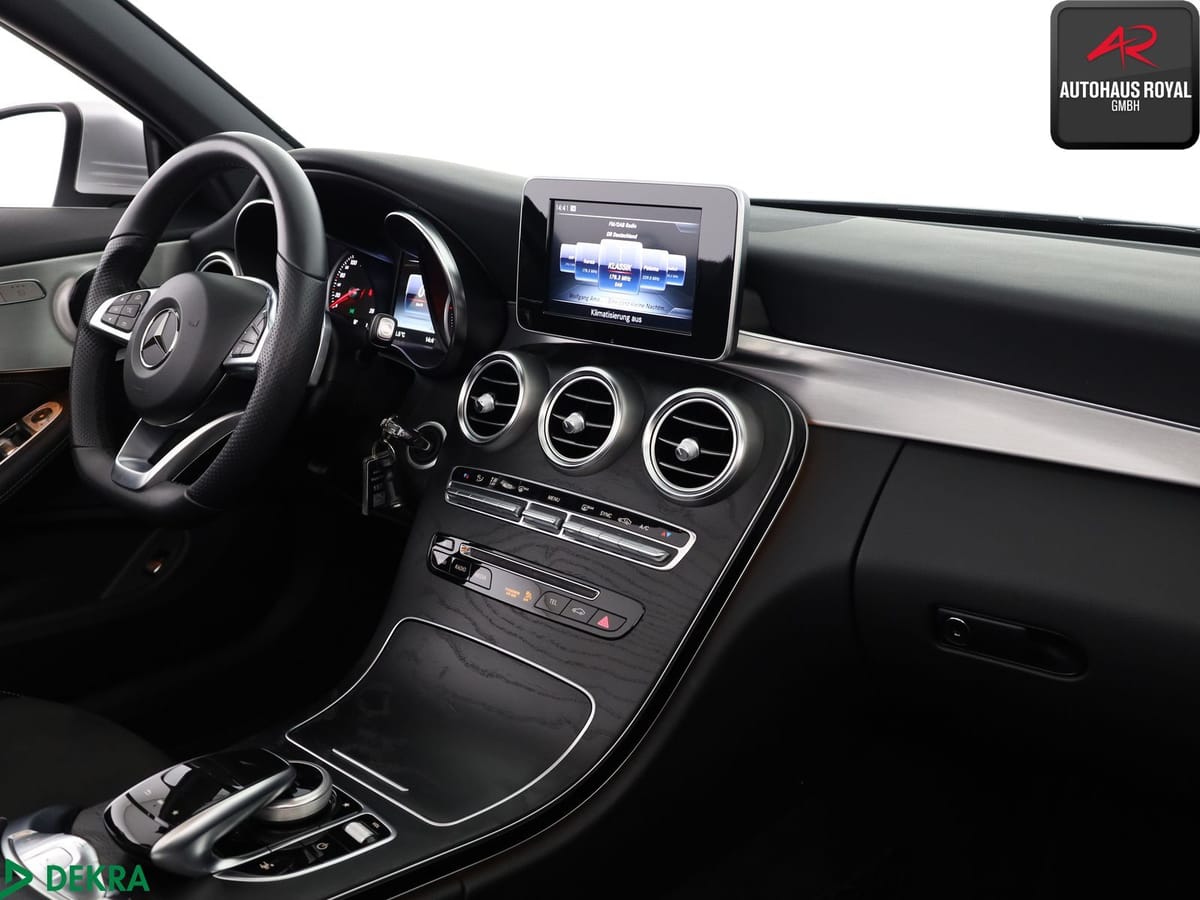 Mercedes-Benz C 220 d Cabrio AMG SPORT DISTRO,KAMERA,PARKASSIS foto 12