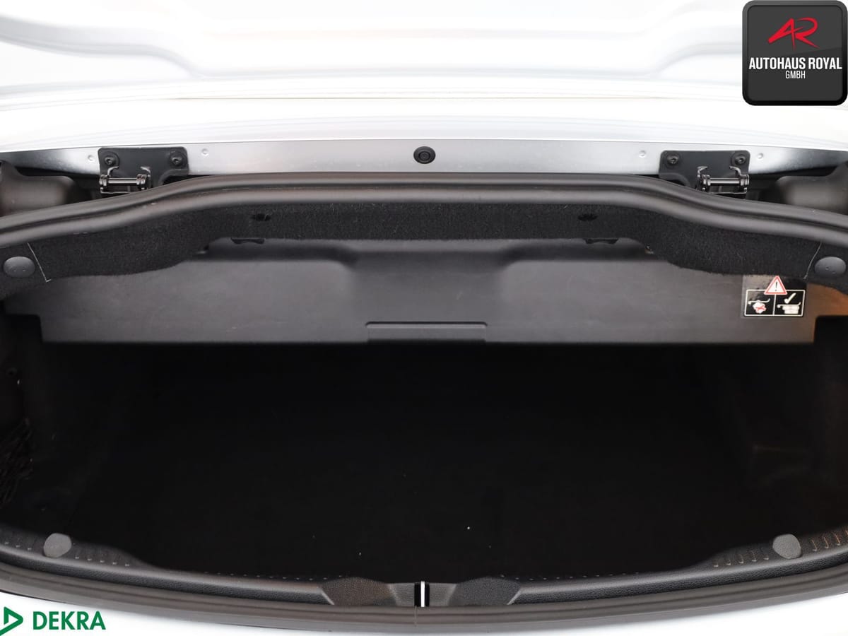 Mercedes-Benz C 220 d Cabrio AMG SPORT DISTRO,KAMERA,PARKASSIS foto 15