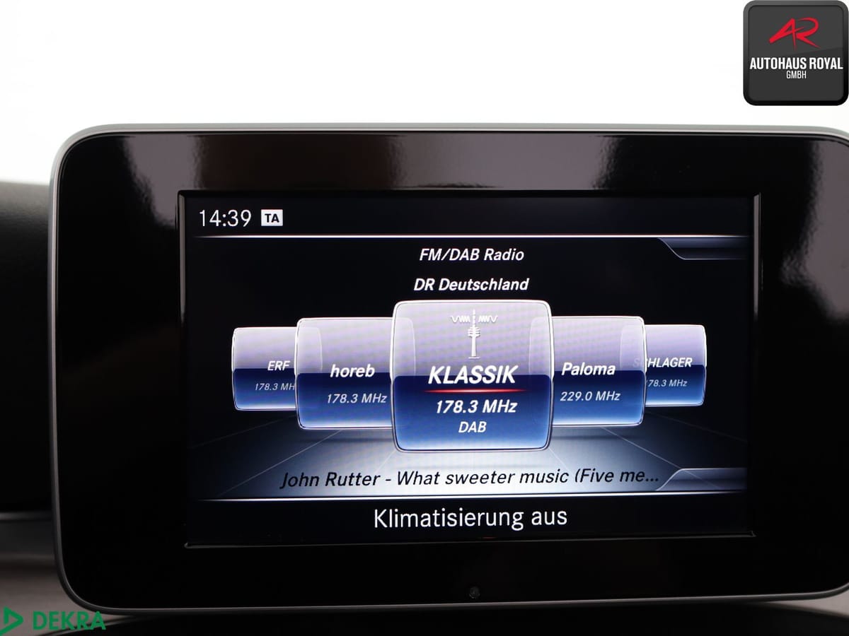 Mercedes-Benz C 220 d Cabrio AMG SPORT DISTRO,KAMERA,PARKASSIS foto 22