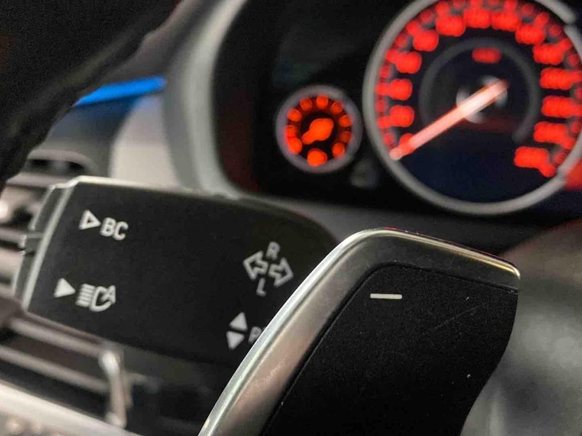 BMW X6 xDRIVE 40D M-SPORT PANO STHZ HuD AHK H&K NAVI foto 12