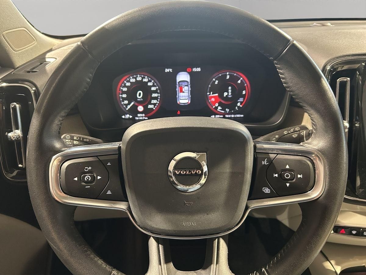Volvo XC40 Inscription AWD 2.0 Diesel KAT Android Auto foto 11