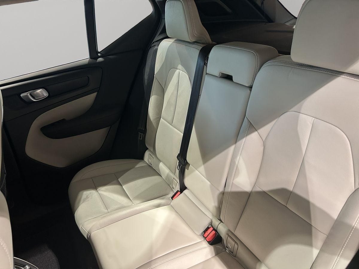 Volvo XC40 Inscription AWD 2.0 Diesel KAT Android Auto foto 21
