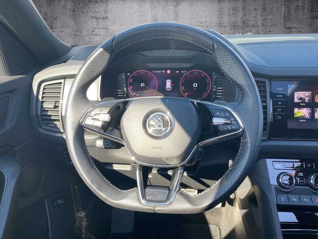 Skoda Kodiaq 2.0 TDI Sportline DSG 4x4 AHK+Pano+Navi foto 15