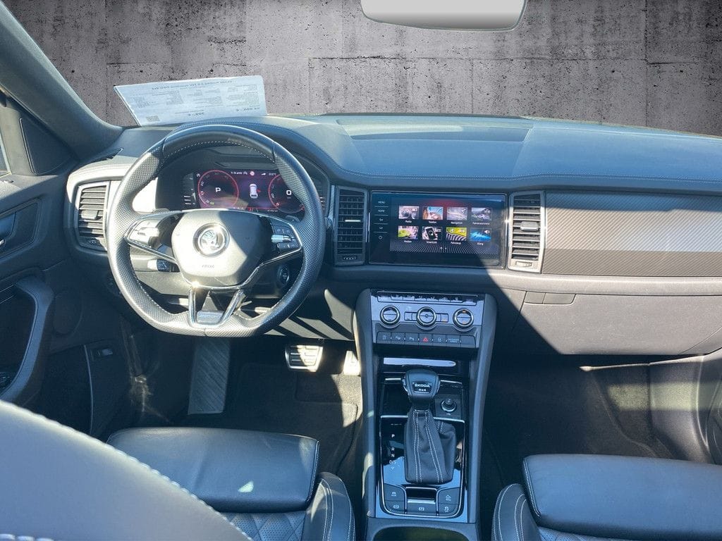 Skoda Kodiaq 2.0 TDI Sportline DSG 4x4 AHK+Pano+Navi foto 7