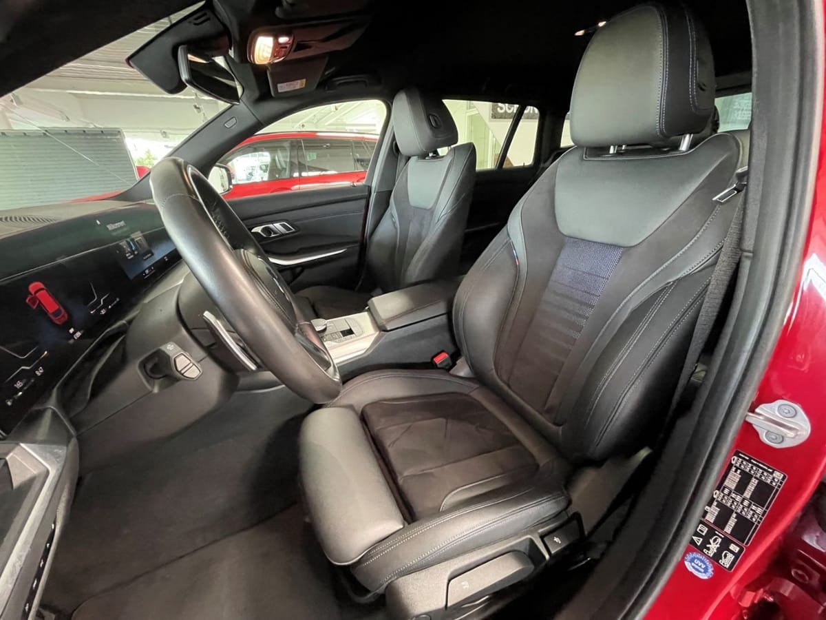 BMW 330 i Touring xDrive M-Sport RFK HK 19 Zoll Park foto 11