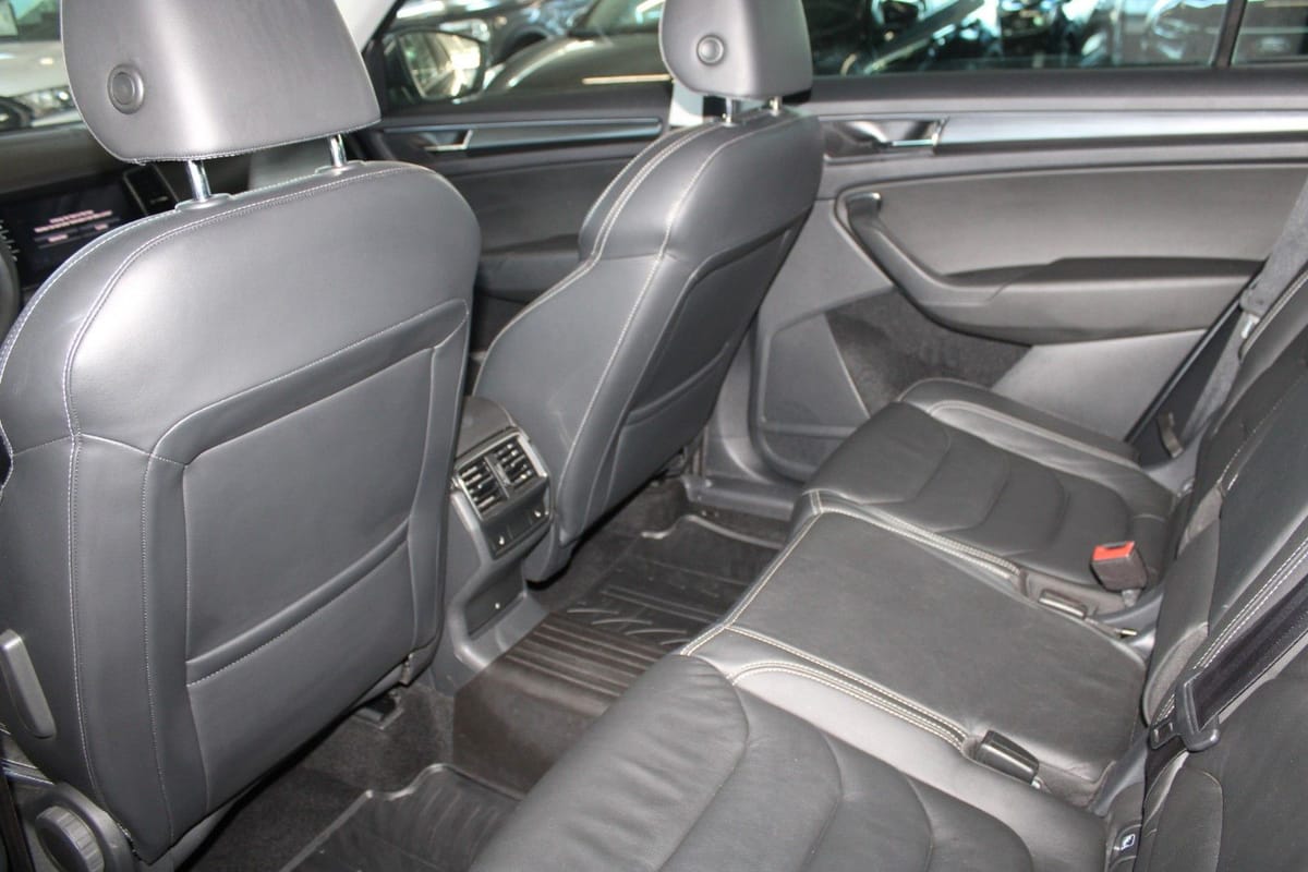 Skoda Kodiaq DSG 4x4 SOLEIL LED AHK LEDER ACC STDHZ foto 16