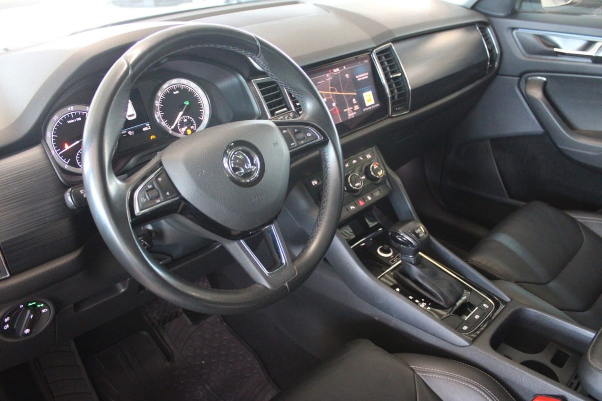 Skoda Kodiaq DSG 4x4 SOLEIL LED AHK LEDER ACC STDHZ foto 20