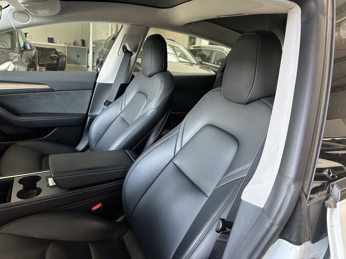 Tesla Model 3 Basis RWD Pano Navi LED Ryzen Wärmepumpe foto 15