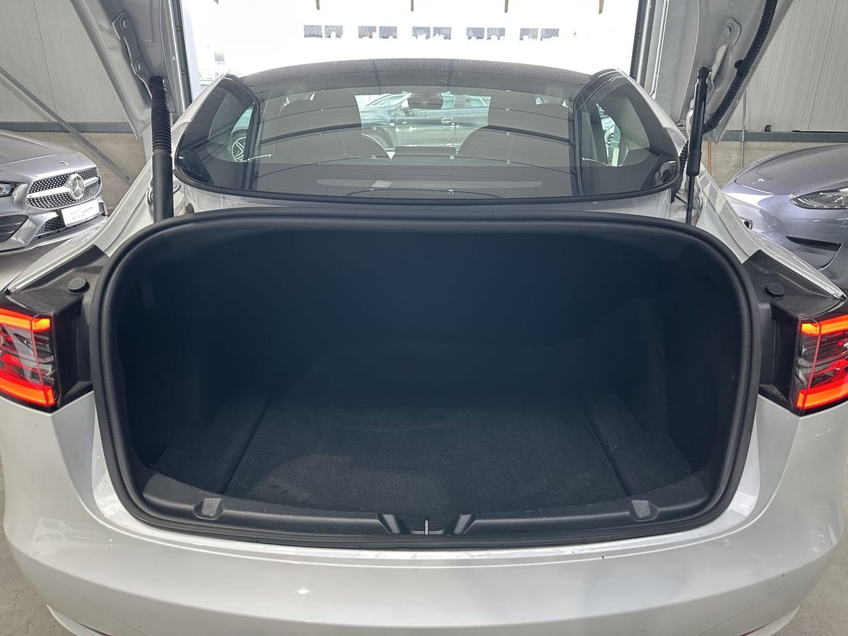 Tesla Model 3 Long Range Dual AWD Wärmepumpe foto 7
