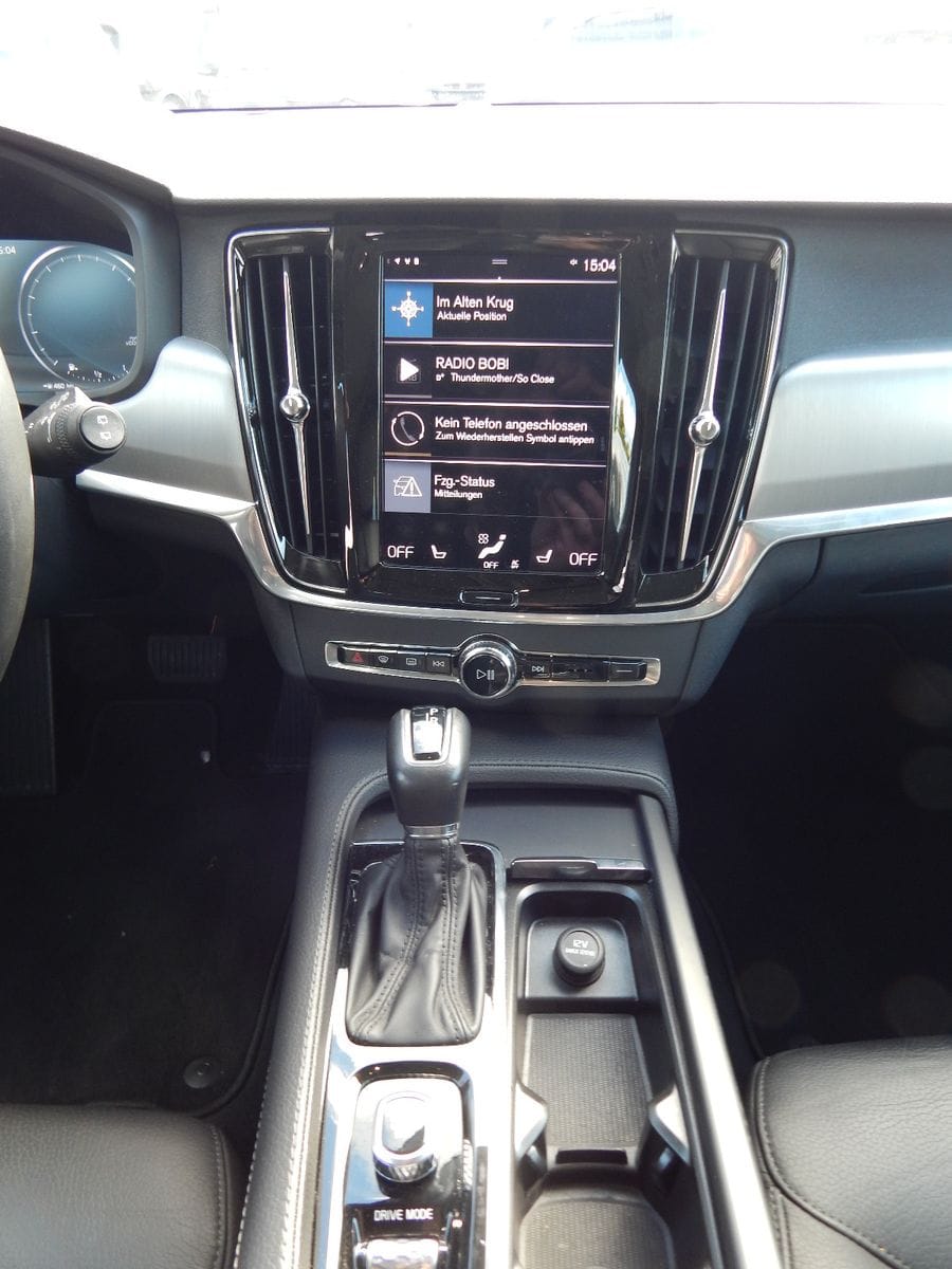 Volvo V90 T5 Momentum Pro 1.Hand~PANO~HUD~LEDER~KAMERA foto 15
