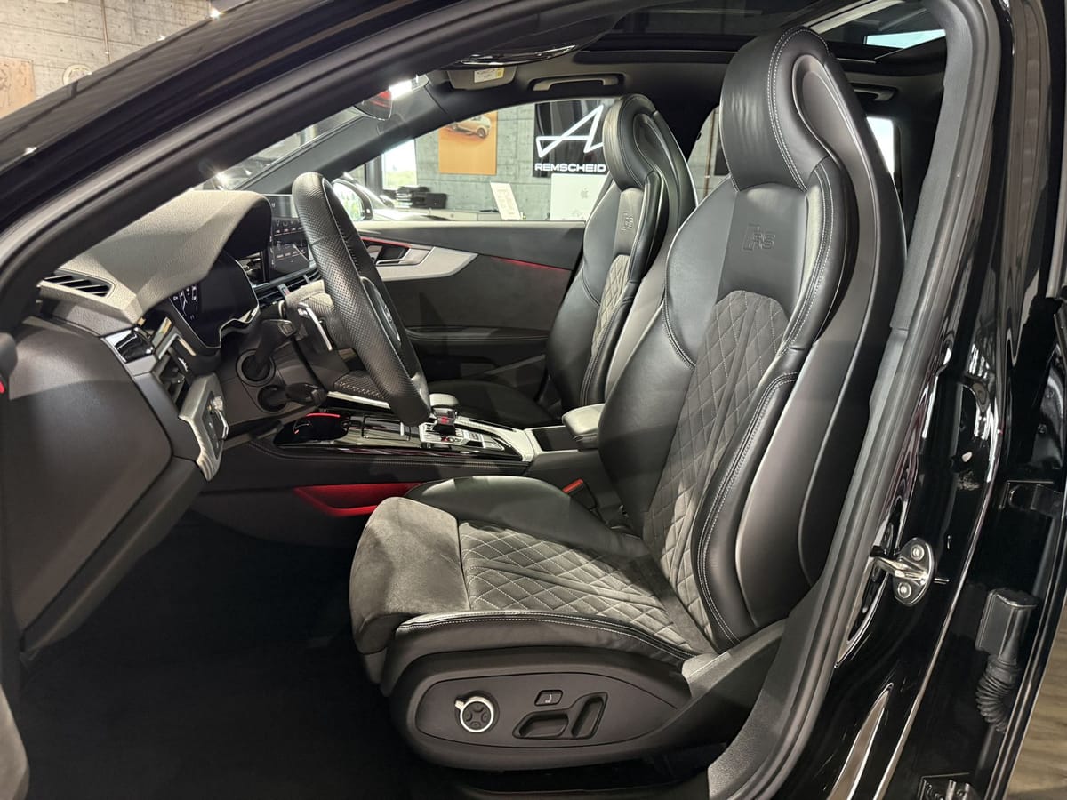 Audi RS4 2.9 TFSI quattro*PANO*ACC*B&O*MASSAGE*HUD* foto 19