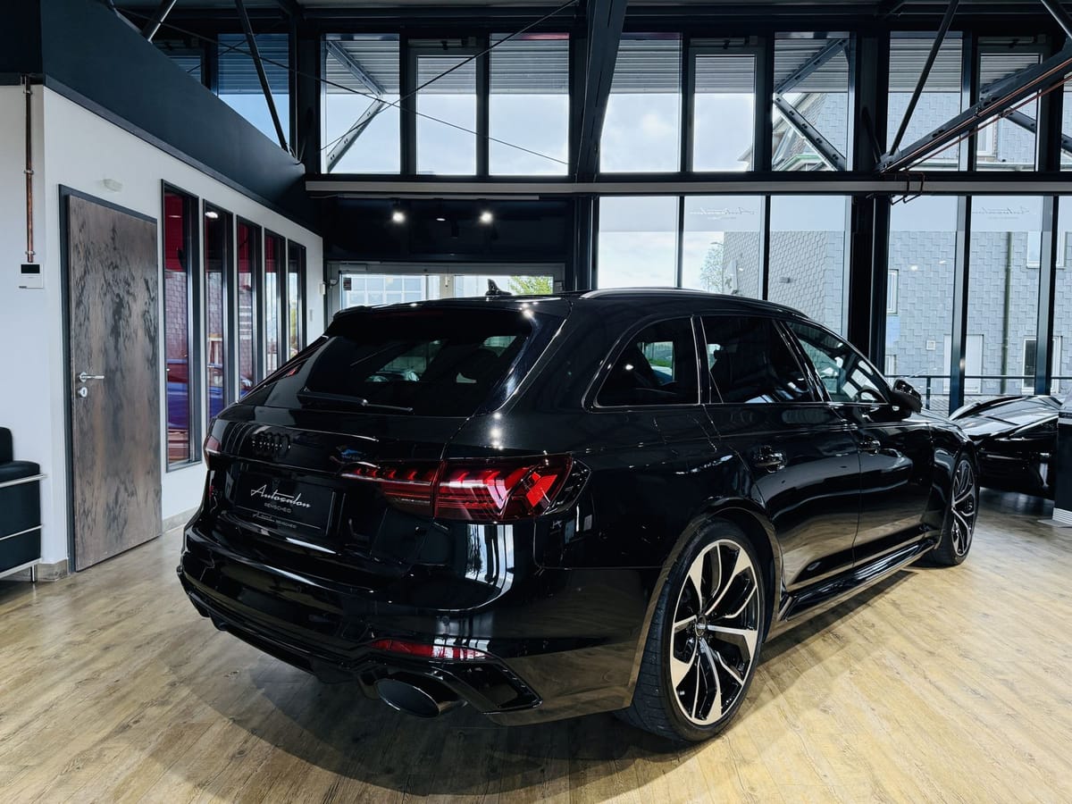 Audi RS4 2.9 TFSI quattro*PANO*ACC*B&O*MASSAGE*HUD* foto 7