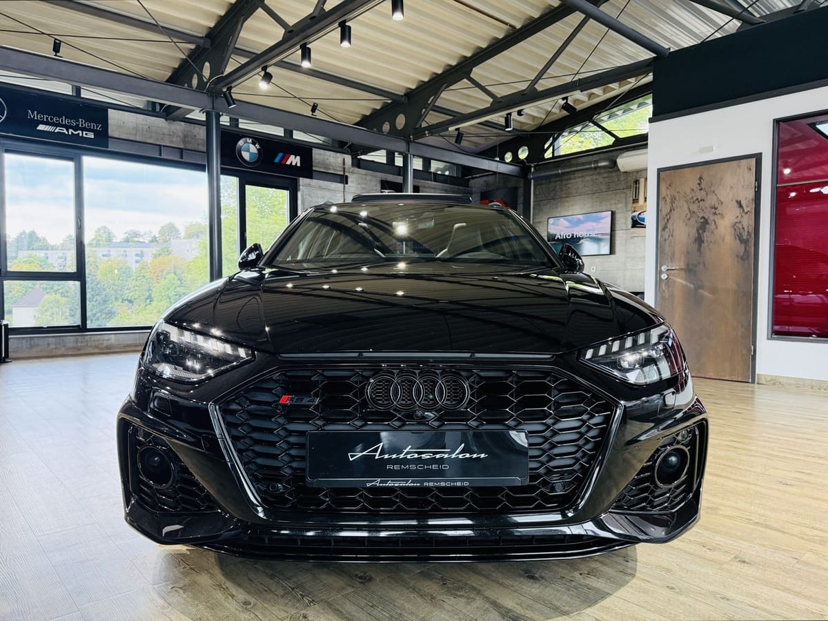 Audi RS4 2.9 TFSI quattro*PANO*ACC*B&O*MASSAGE*HUD* foto 10