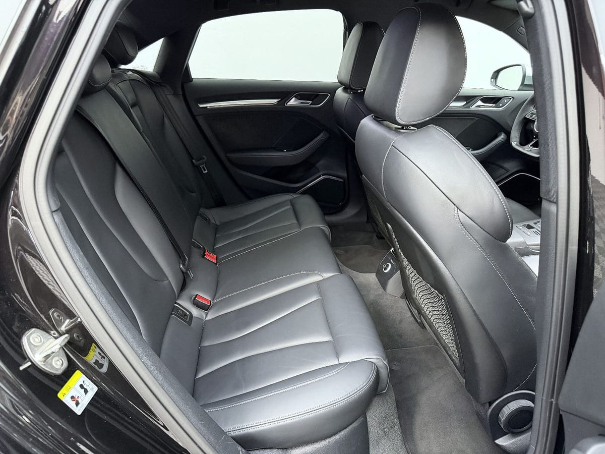 Audi RS3 Lim. 2.5 TFSI quattro B&O SHZ NO OPF foto 17