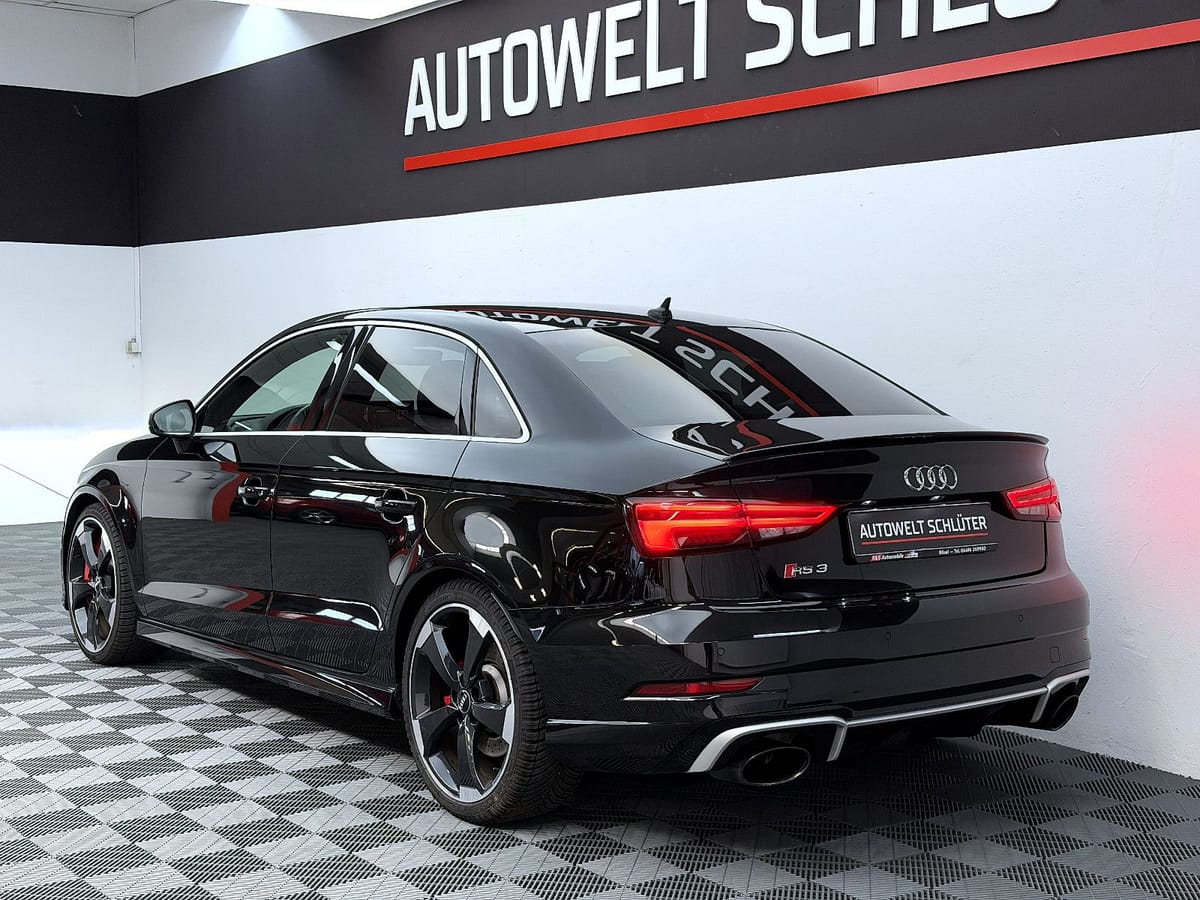Audi RS3 Lim. 2.5 TFSI quattro B&O SHZ NO OPF foto 4