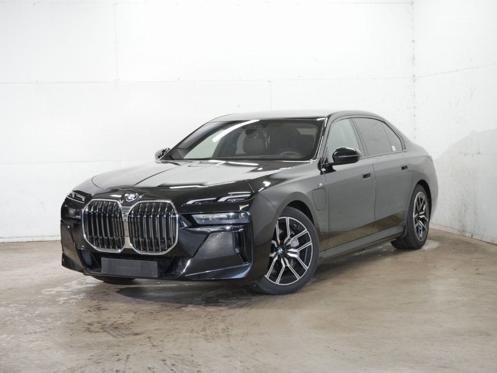 BMW 750 e xDrive M Sport Sky-Lounge Massage Iconic G
