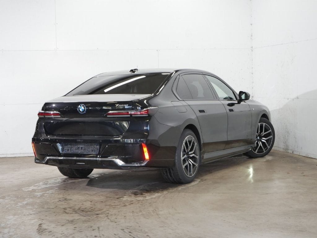 BMW 750 e xDrive M Sport Sky-Lounge Massage Iconic G foto 4