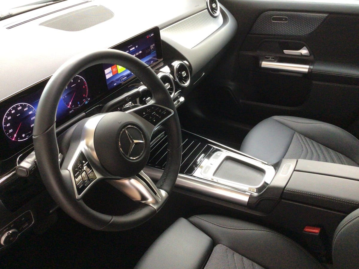 Mercedes-Benz GLA 220 d 4M Progressive Advanced AHK Night Totw foto 9