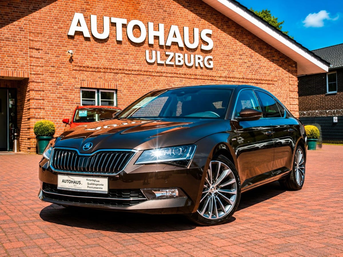 Skoda Superb Lim. 2.0 TDI DSG L&K 4x4 Leder Navi Kame foto 3