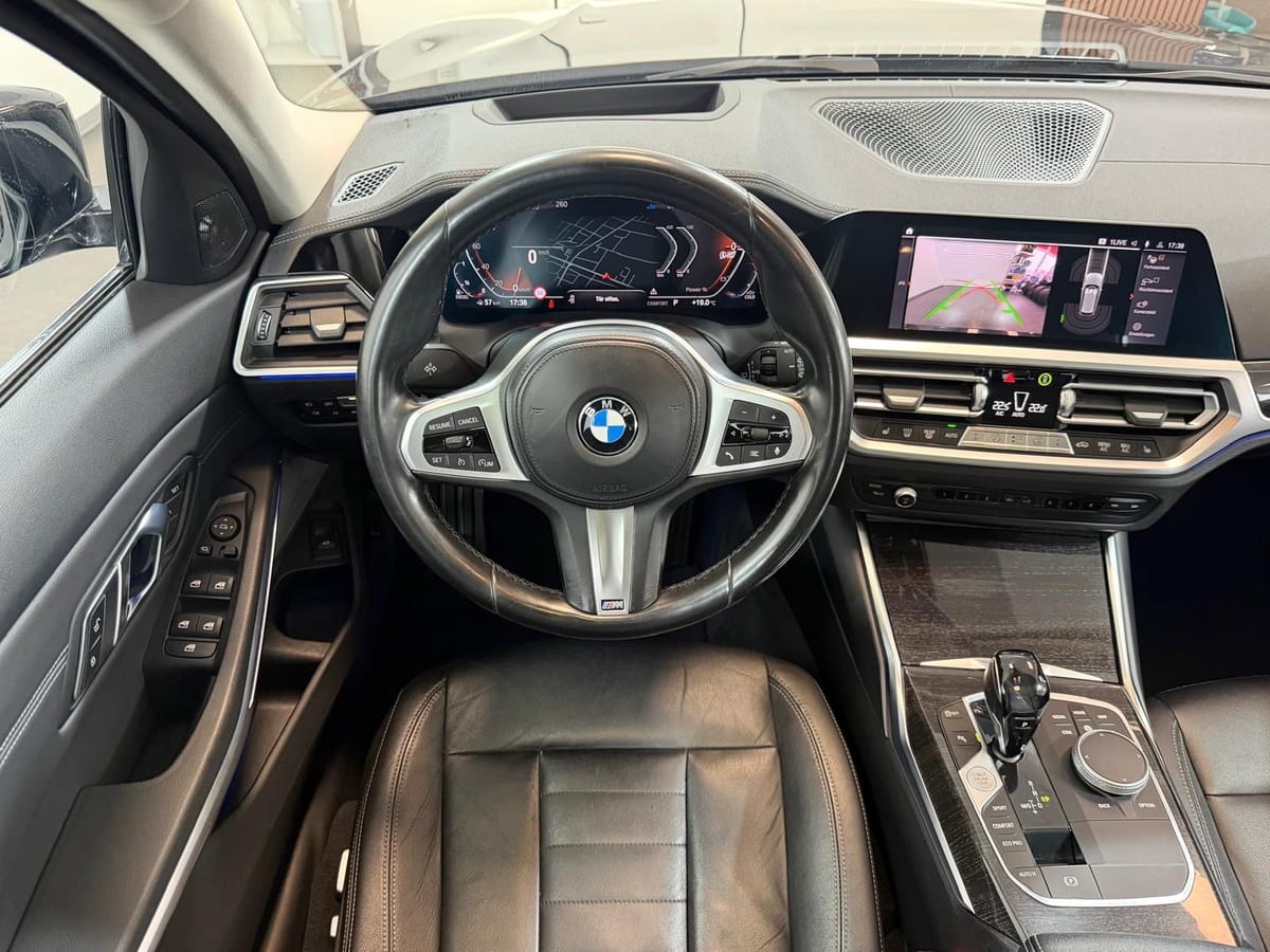 BMW 320 M d Luxury Line Pano-Dach LederPDC ACC PDC foto 11