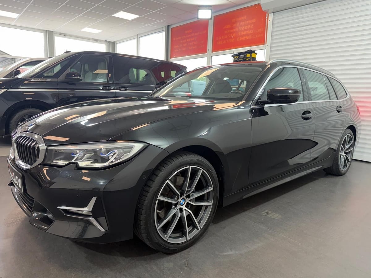 BMW 320 M d Luxury Line Pano-Dach LederPDC ACC PDC foto 3