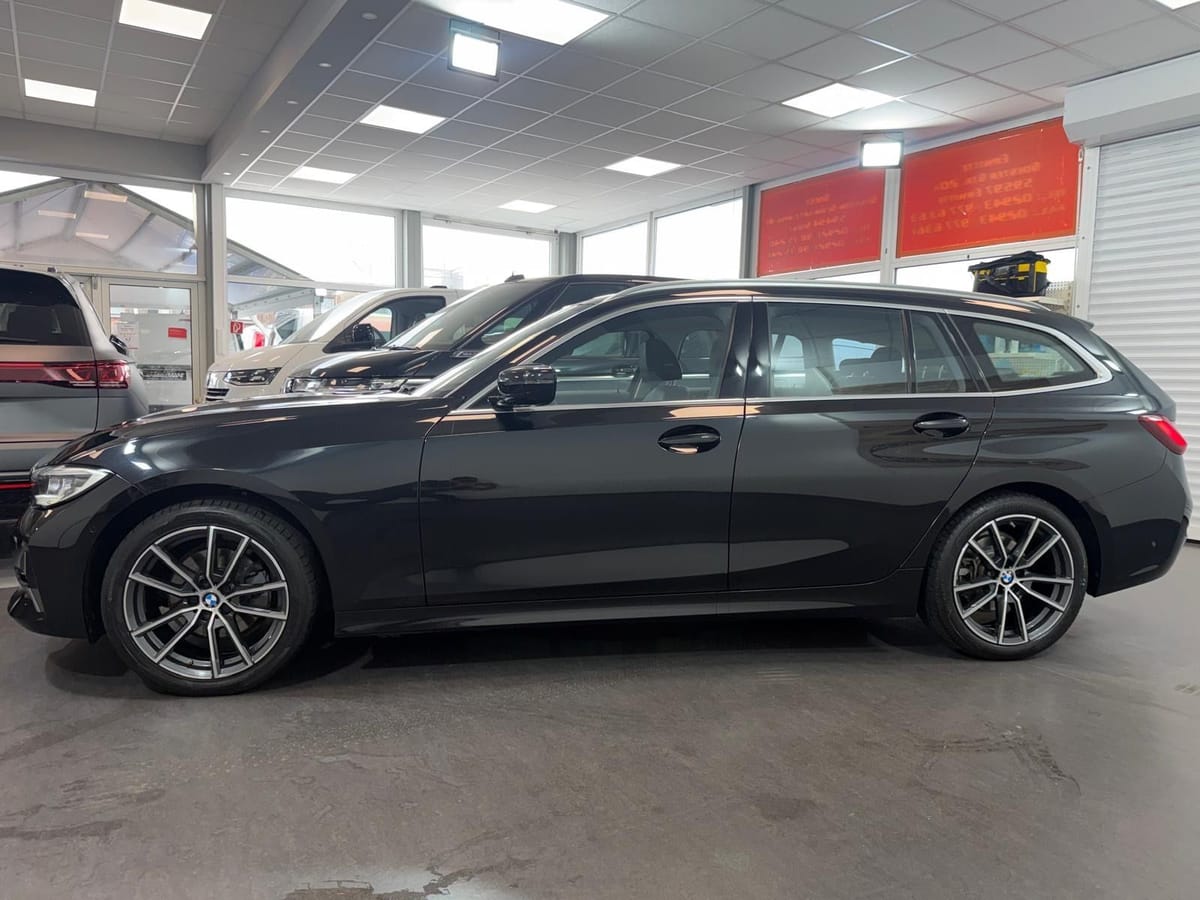 BMW 320 M d Luxury Line Pano-Dach LederPDC ACC PDC foto 5