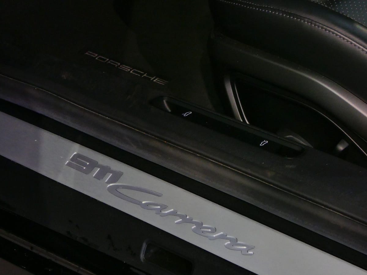 Porsche 992 Carrera Coupe Klappe LED/Panorama/ACC/Approv foto 17