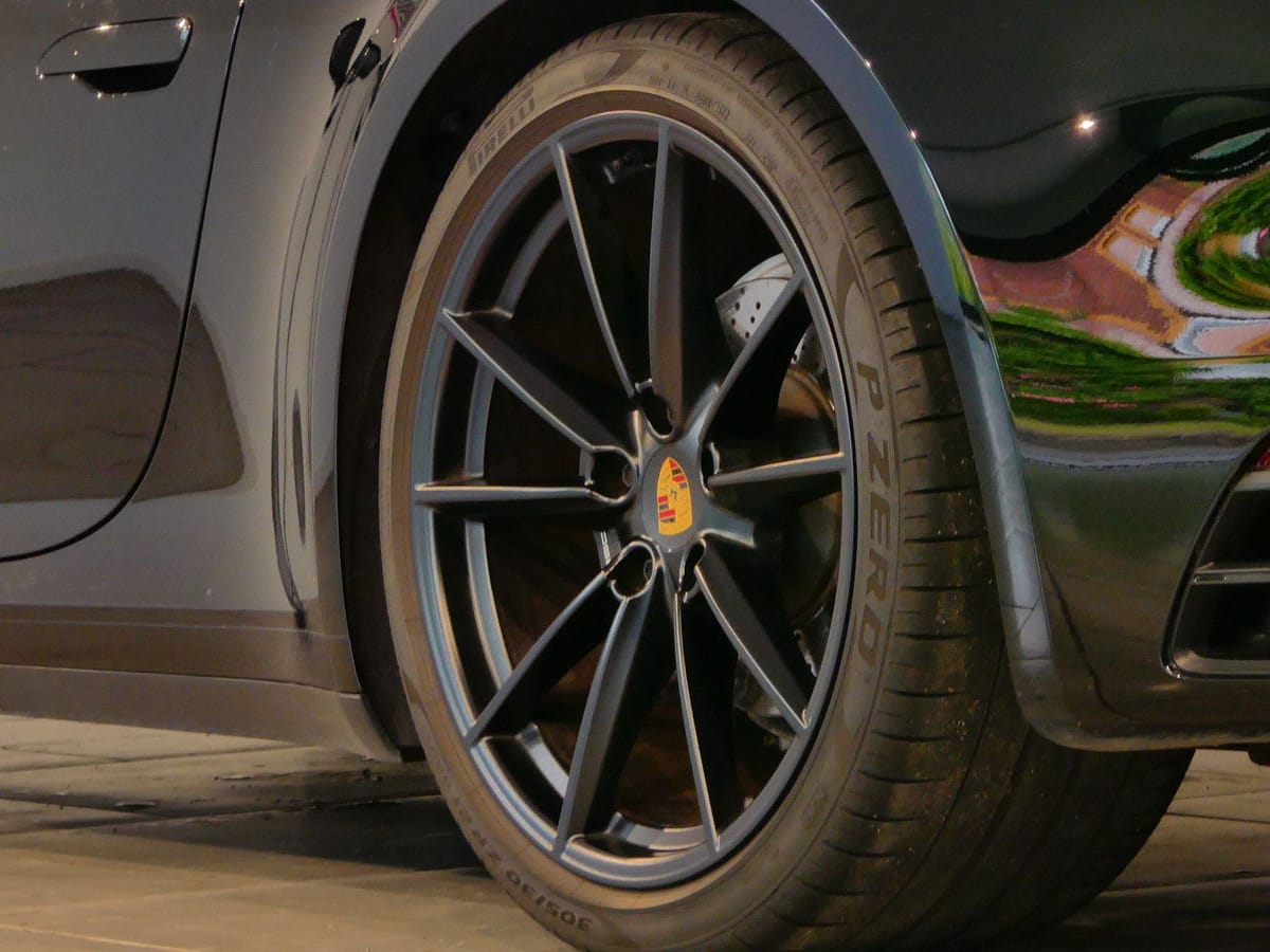 Porsche 992 Carrera Coupe Klappe LED/Panorama/ACC/Approv foto 24