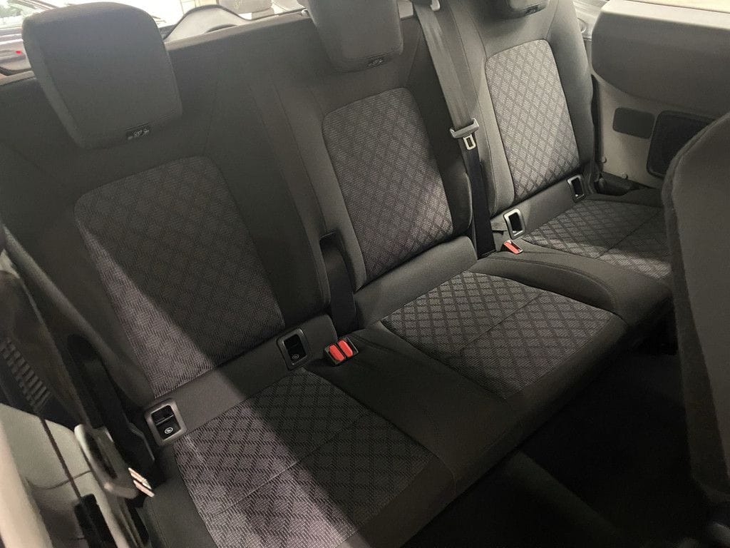 Volkswagen T7 Kombi 2.0 TDI Automatik kurzer Radstand 9-Sit foto 11