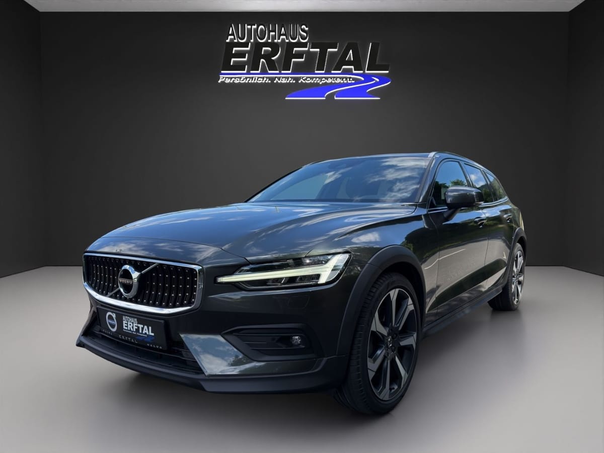 Volvo V60 B5 AWD Cross Country Pro StandHZG Navi Digit
