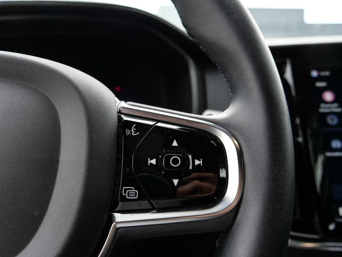 Volvo V90 Kombi Plus Bright Recharge Plug-In Hybrid AW foto 13