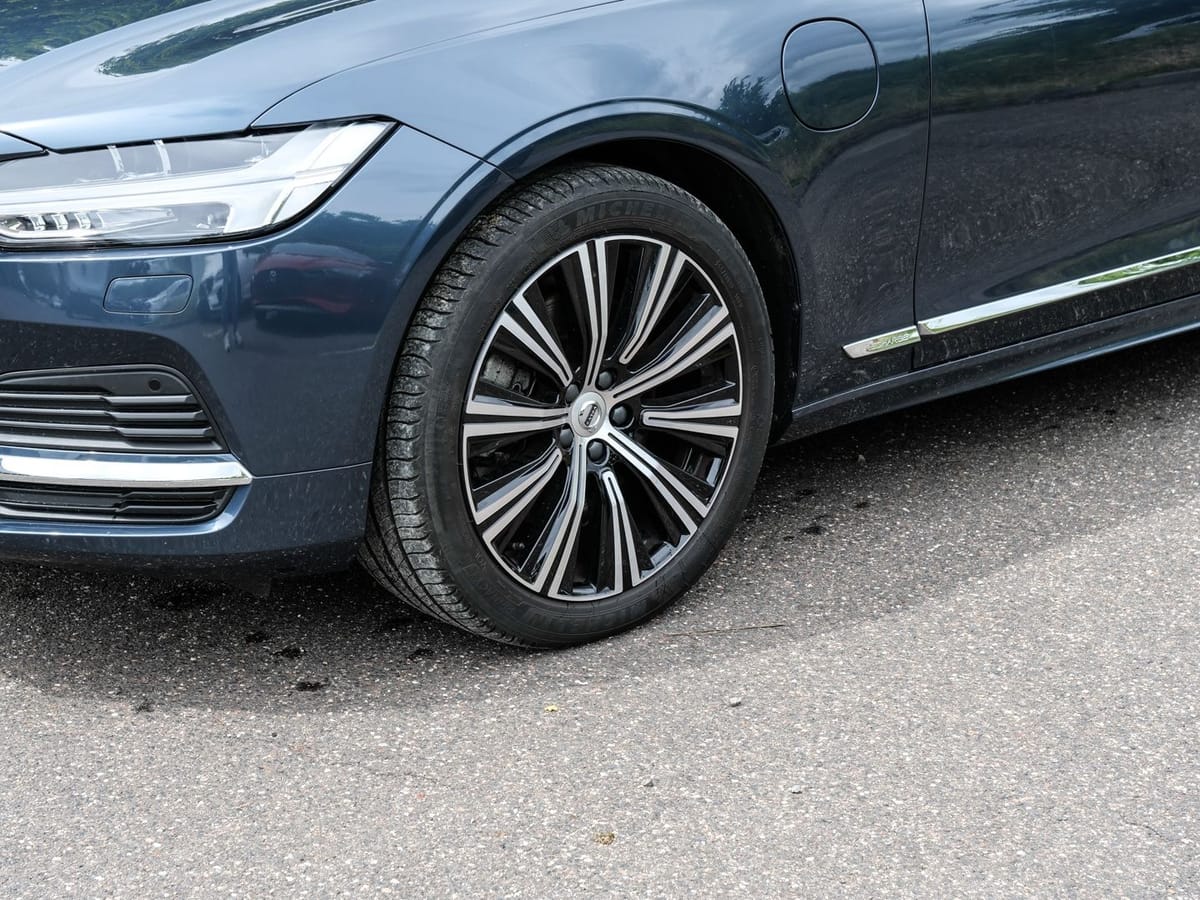 Volvo V90 Kombi Plus Bright Recharge Plug-In Hybrid AW foto 3