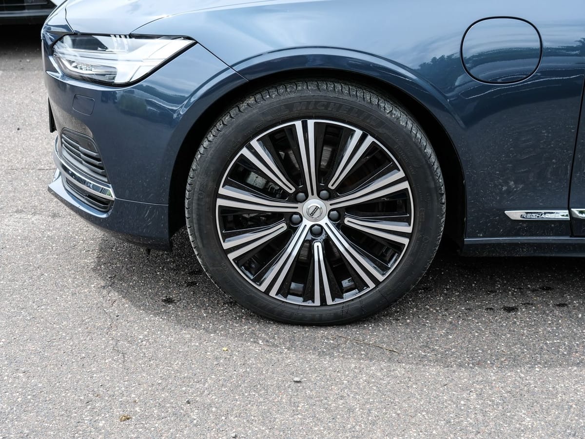 Volvo V90 Kombi Plus Bright Recharge Plug-In Hybrid AW foto 4