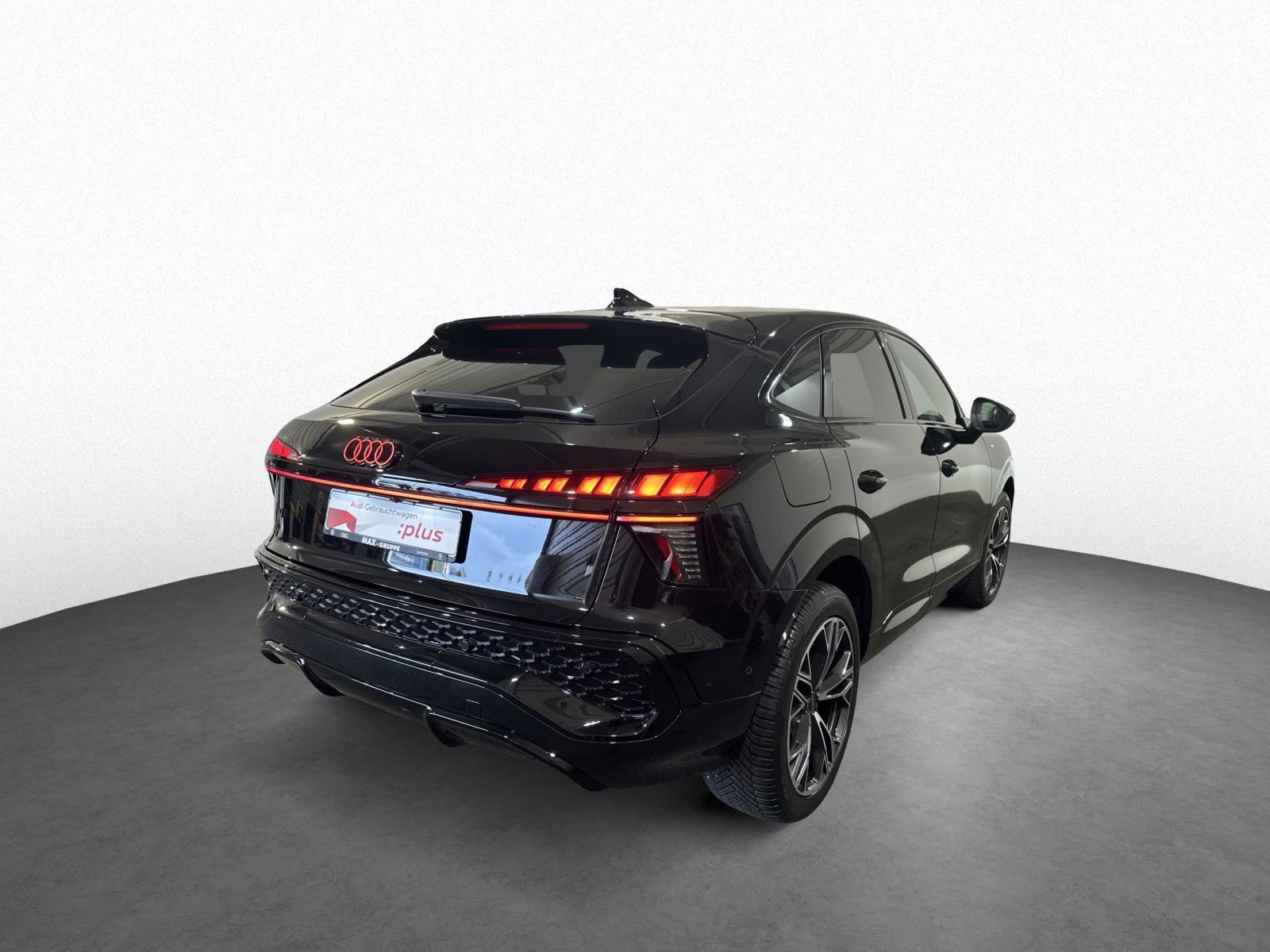 Audi Q3 Sportback 2.0 TDI S LINE LED AHK HUD SONOS LM foto 5