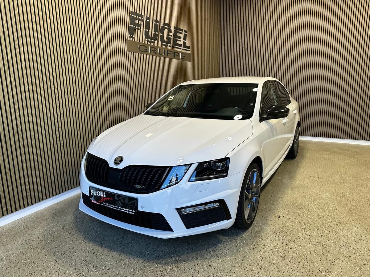 Skoda Octavia 2.0 TSI DSG RS LED virt.Cock. Navi foto 2