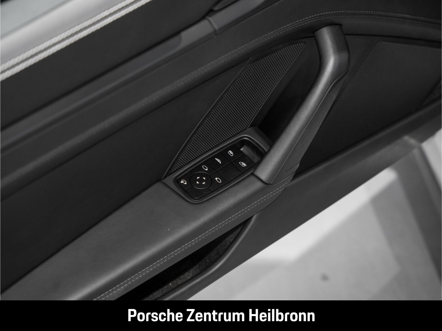 Porsche 992 911 Carrera GTS Cabriolet Surround-View LED foto 19
