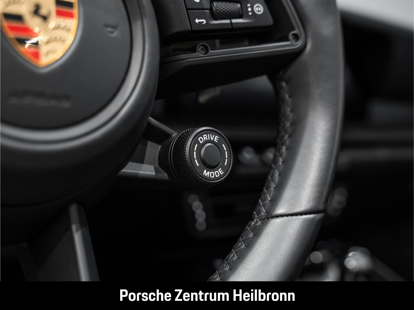 Porsche 992 911 Carrera GTS Cabriolet Surround-View LED foto 24