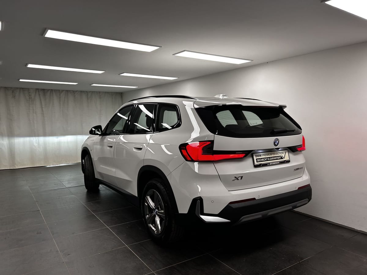 BMW X1 xDrive25e Head-Up Da. Prof LED Komfortzg. Shz foto 12