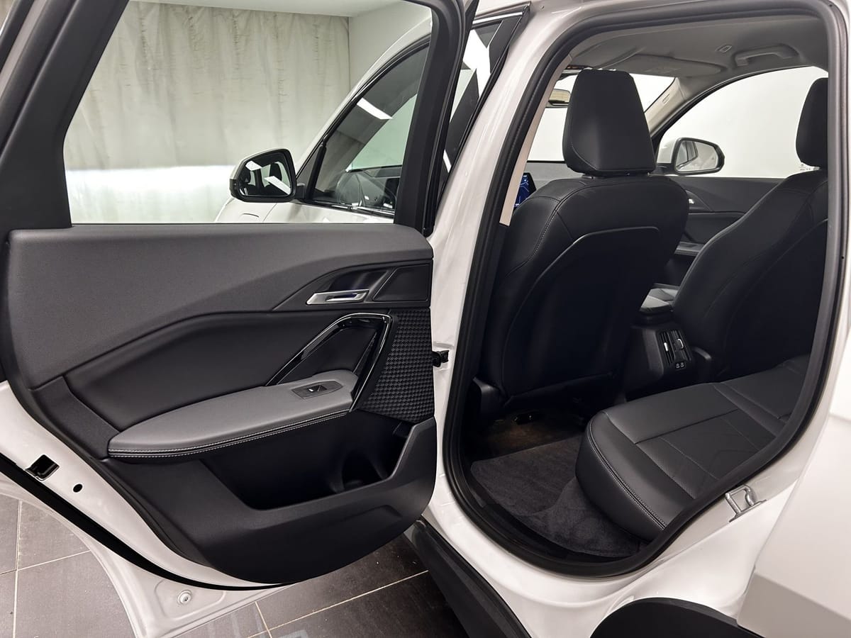 BMW X1 xDrive25e Head-Up Da. Prof LED Komfortzg. Shz foto 14