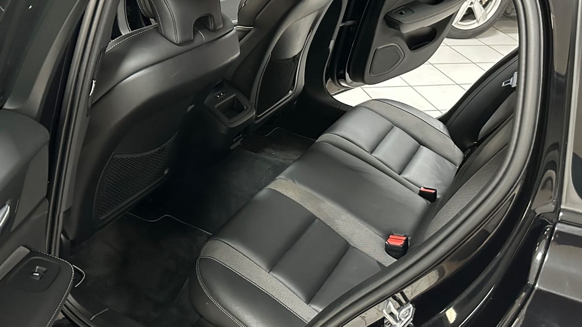 Volvo V60 Kombi R Design TÜV&AU neu& foto 14