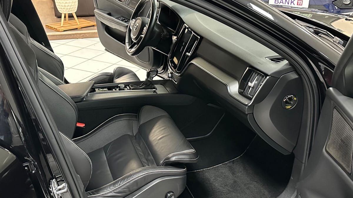 Volvo V60 Kombi R Design TÜV&AU neu& foto 16