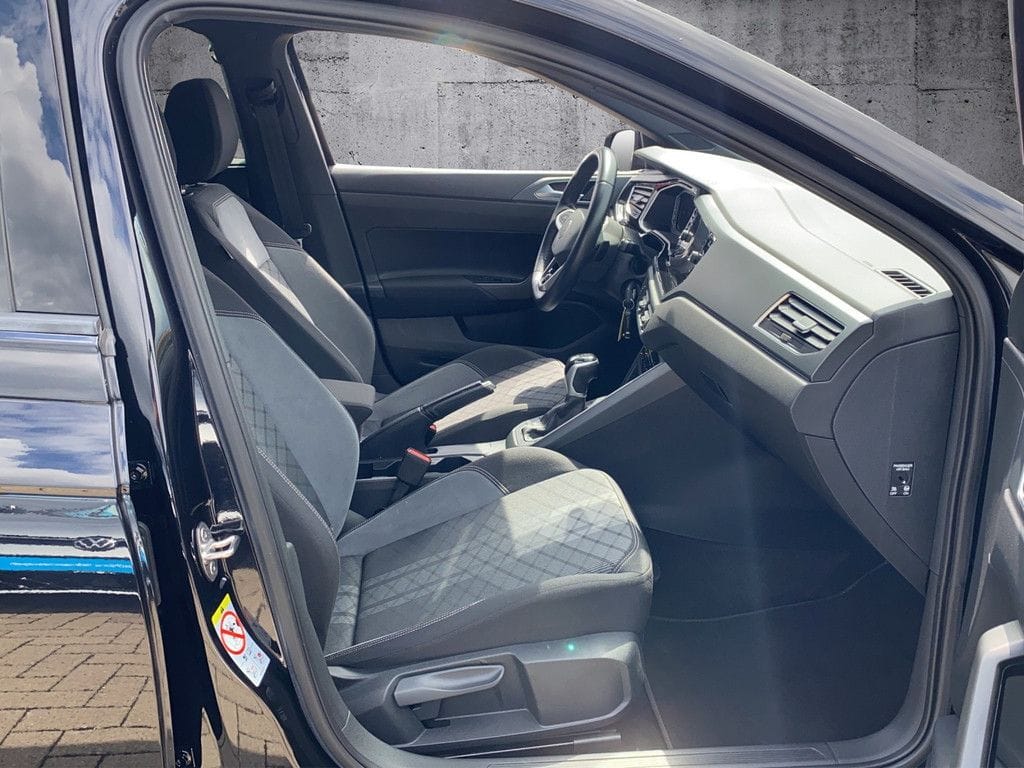 Volkswagen Polo 1.0 TSI R-Line DSG Navi Matrix Kamera PDC foto 9