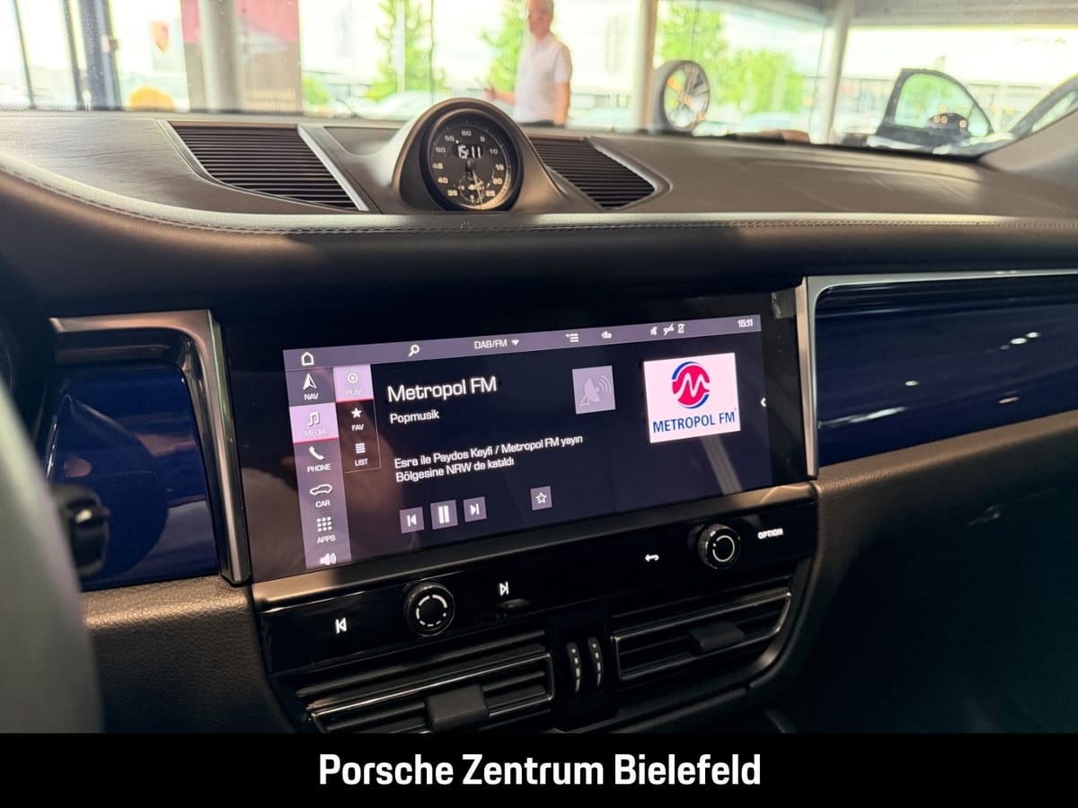 Porsche Macan T Sportabgasanlage Rückfahrkamera 21-Zoll foto 23